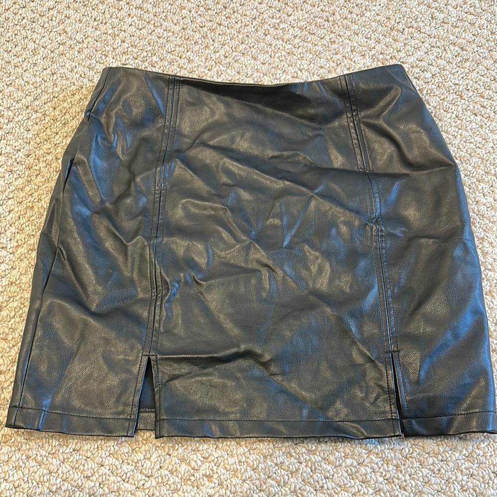 Black Leather Skirt, Size L